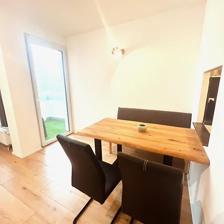 Wohnung Mit Wunderschoenem Seeblick Gmunden Exterior photo