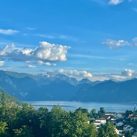 Wohnung Mit Wunderschoenem Seeblick Gmunden Exterior photo