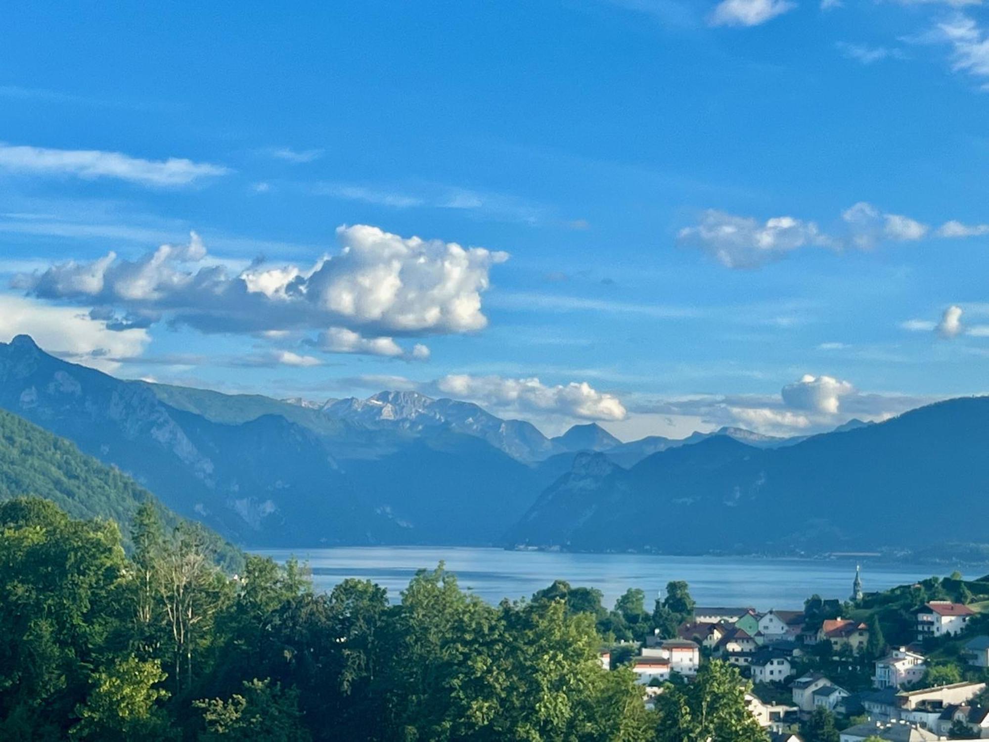 Mit Wunderschoenem Seeblick * Gmunden